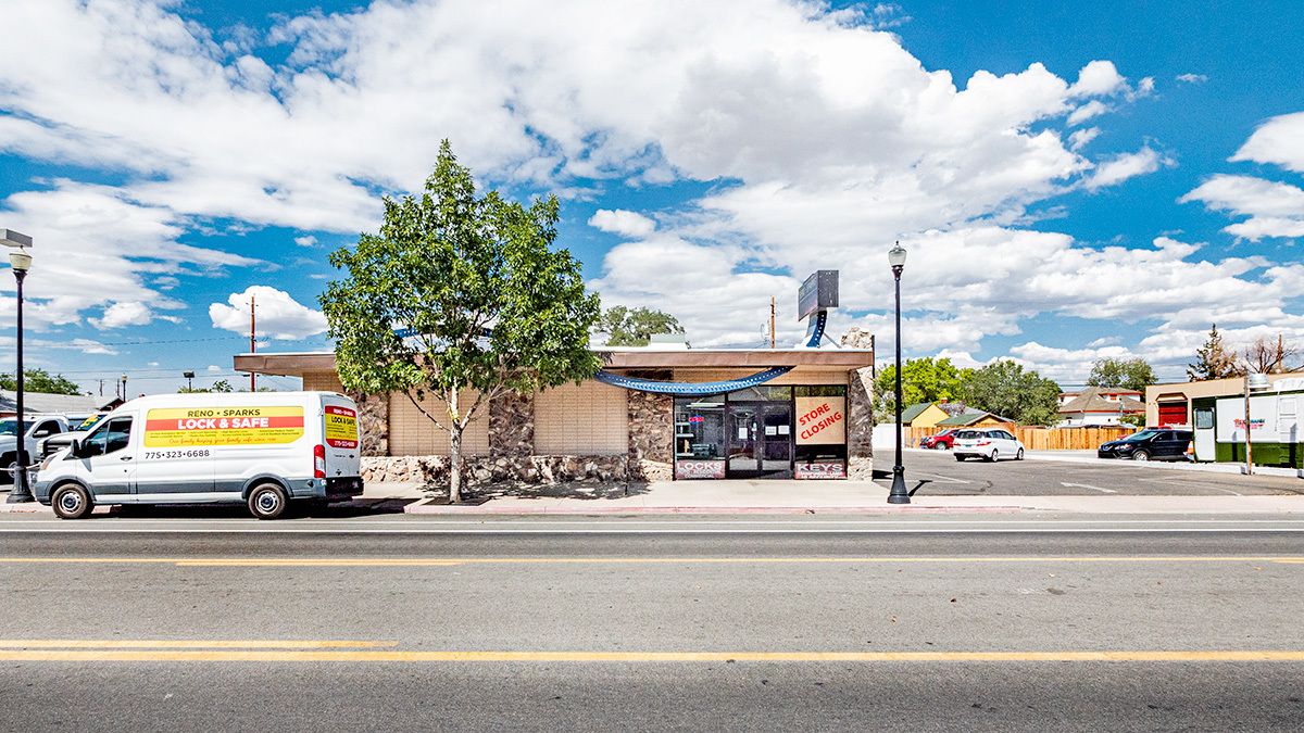 1746 Victorian Ave, Sparks, NV 89431